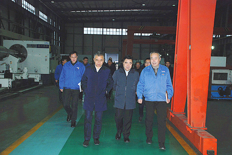 甘肅省應(yīng)急管理廳廳長(zhǎng)黃澤元檢查調(diào)研星火機(jī)床公司安全生產(chǎn)集中整治工作