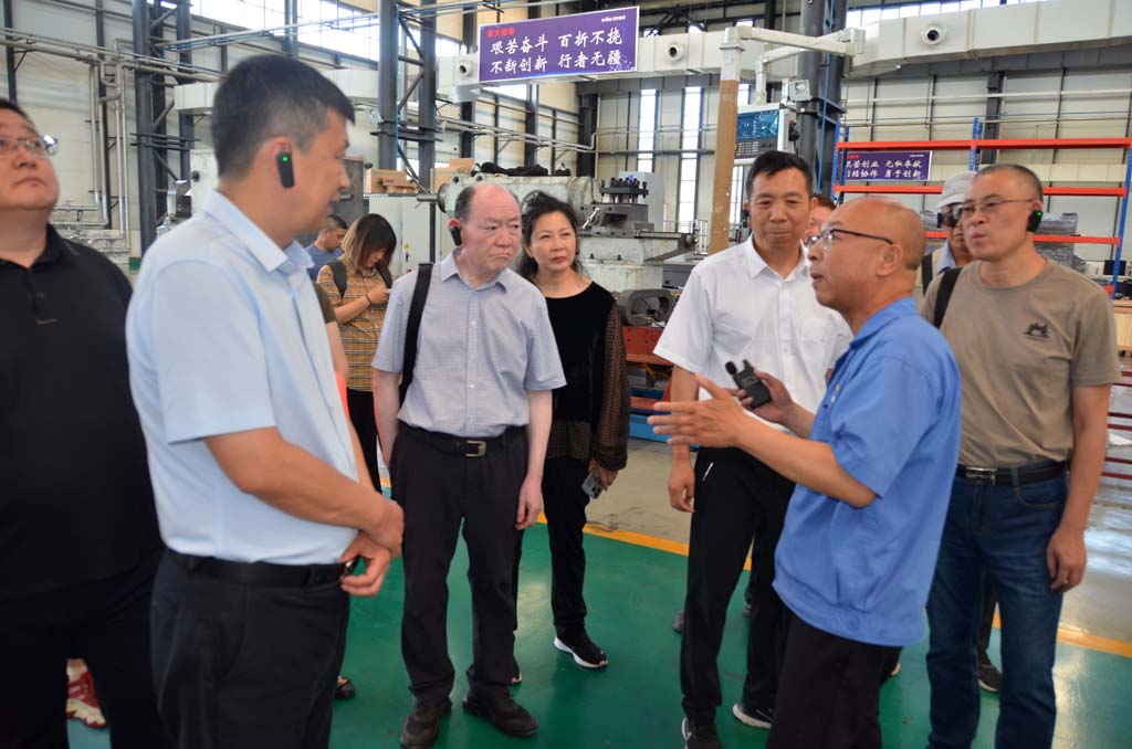 全國部分省市有色金屬行業(yè)協(xié)會領(lǐng)導(dǎo)考察星火公司